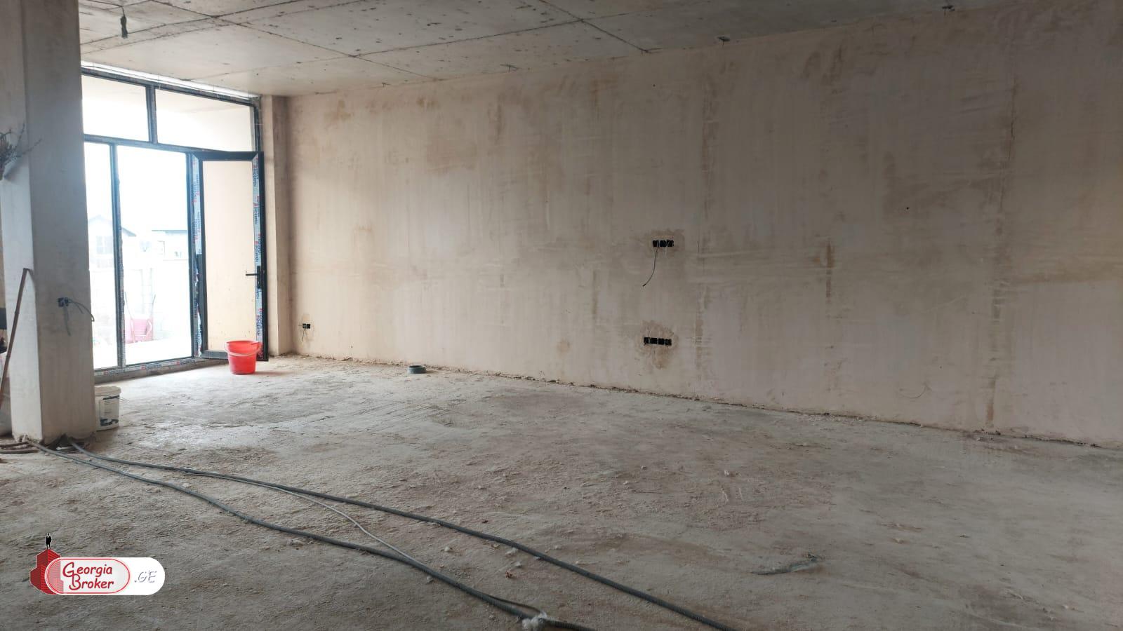 იყიდება ახალი აშენებული 6 ოთახიანი სახლი საგურამოში